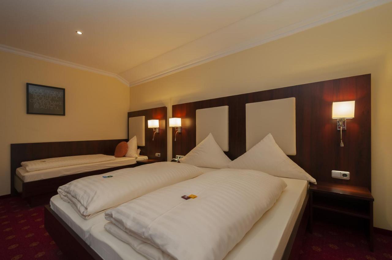 Hotel Gruene Tanne Гамбург Экстерьер фото